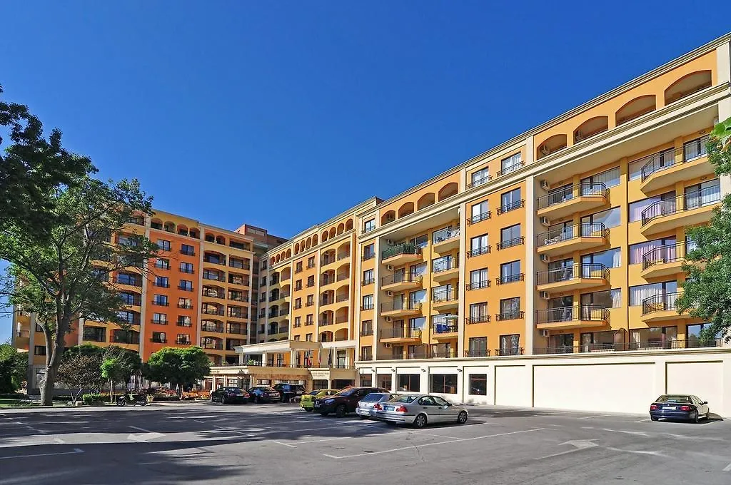 Paradise Green Park Apartment Golden Sands